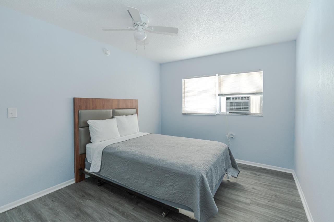Echo Sails Motel Clearwater Beach Esterno foto